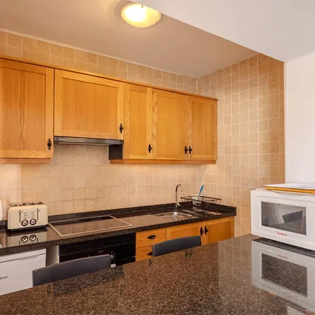 Apartment Palmeras 3 *